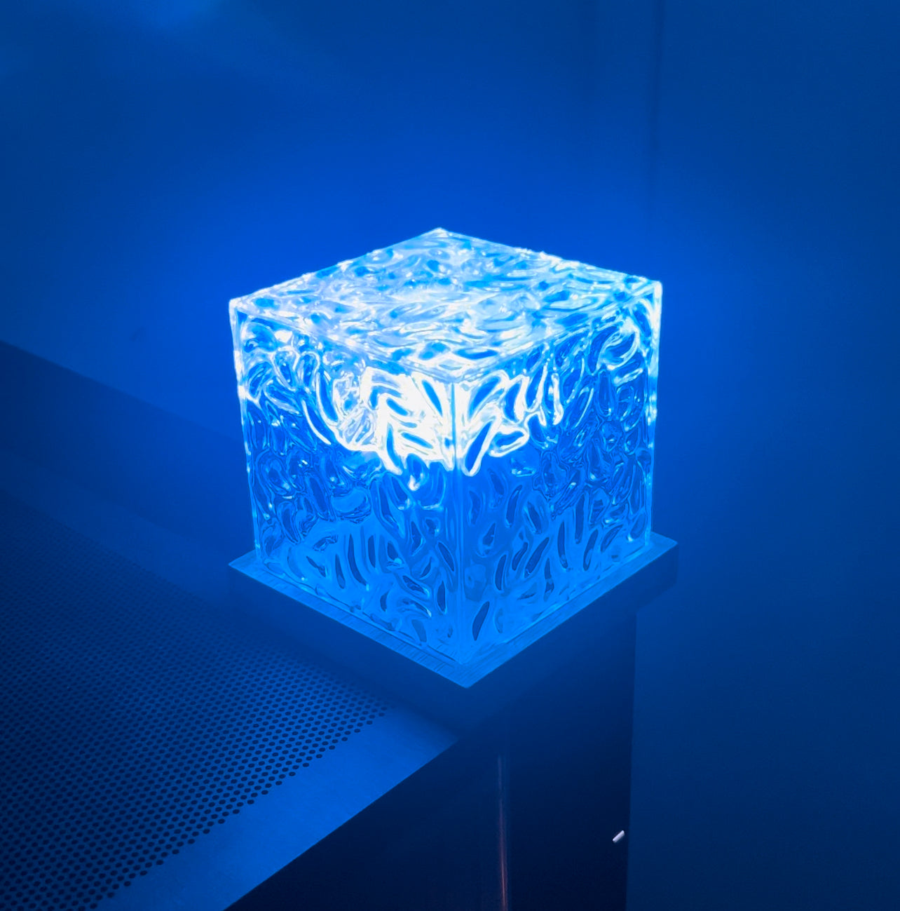 Wavora's Wave Lamp