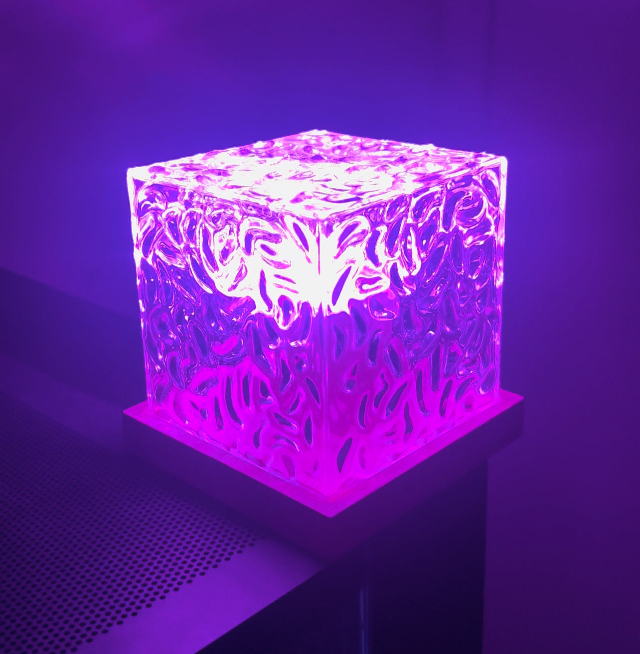 Wavora's Wave Lamp